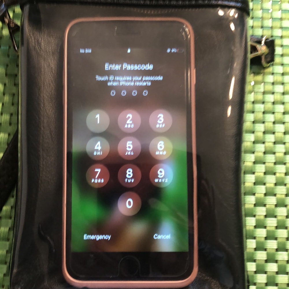 New Lightweight Crossbody Leather texting purse!